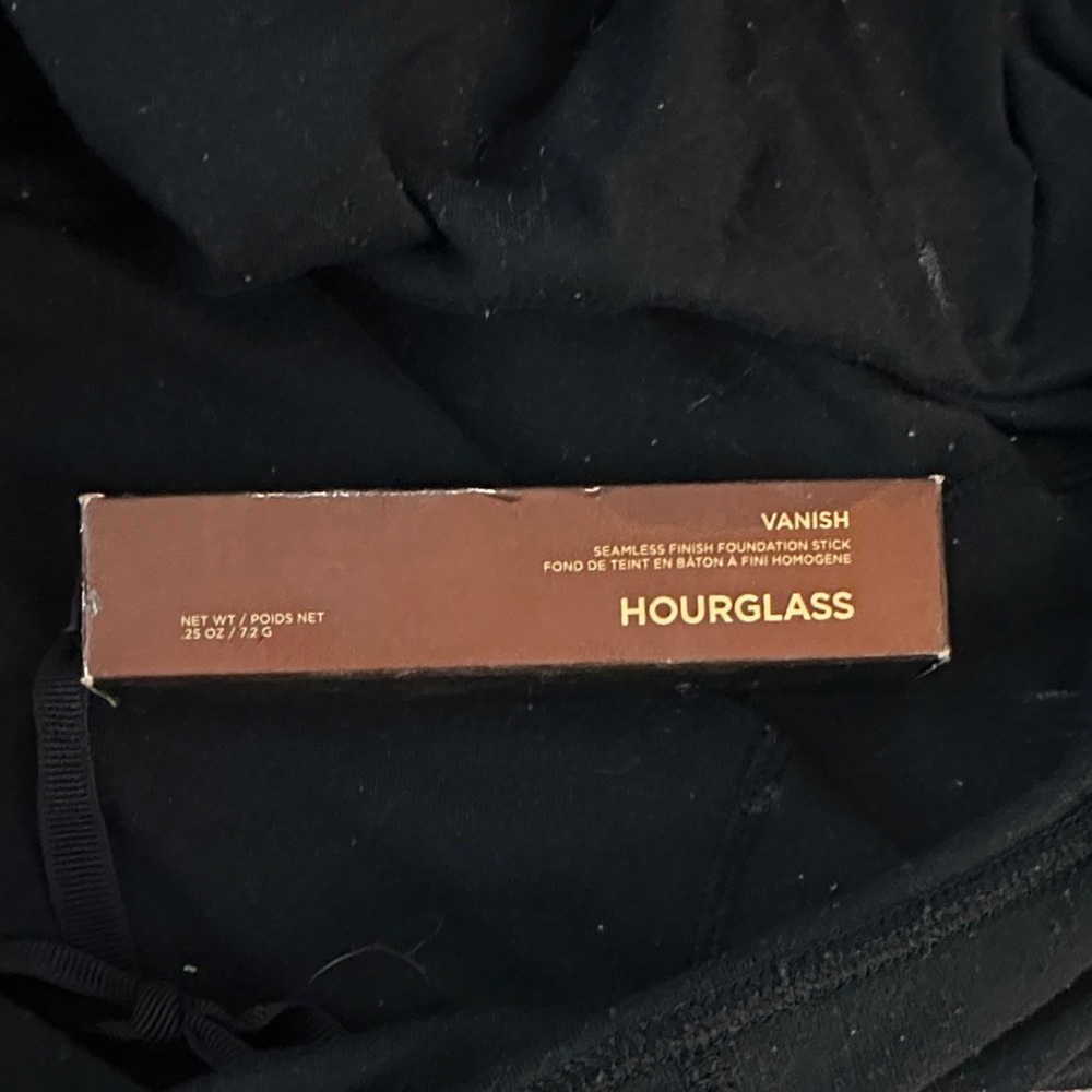 Hourglass Vanish Seamless Finish Foundation Stick -new/never used.